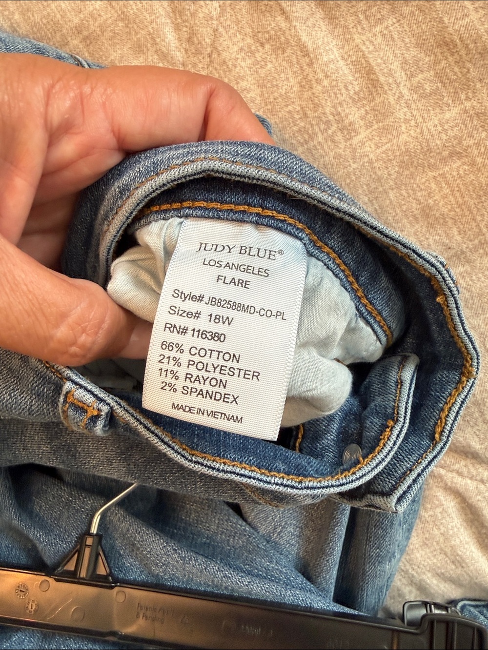 Judy Blue Medium Wash Flare Jeans - Picture 4 of 4